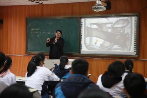 温州市直高中通用技术教研活动在我校举行